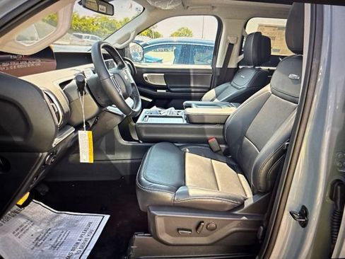 Used 2026 Ford Expedition Max Platinum w/ Driver's Package AWD/4WD image 21