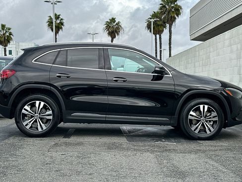 Certified 2025 Mercedes-Benz GLA 250 image 3