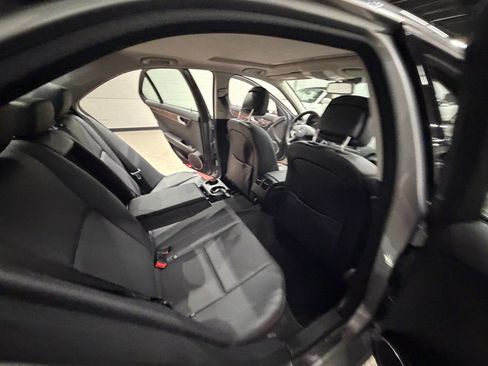 Used 2011 Mercedes-Benz C 300 4MATIC Sedan image 30