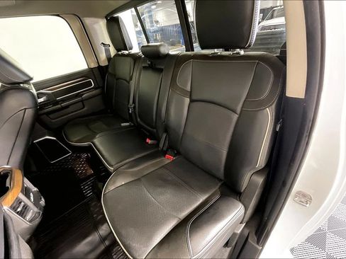 Used 2023 RAM 2500 Laramie AWD/4WD image 32