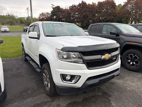 Used 2017 Chevrolet Colorado Z71 AWD/4WD image 1