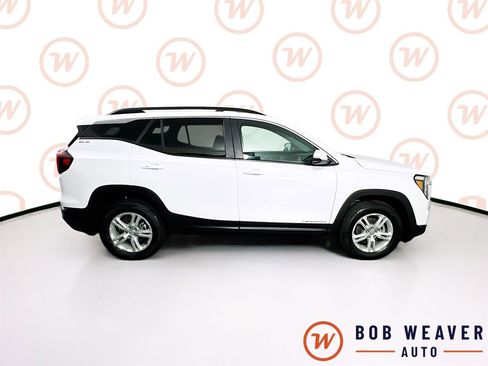 Used 2023 GMC Terrain SLE w/ Driver Convenience Package AWD/4WD image 9