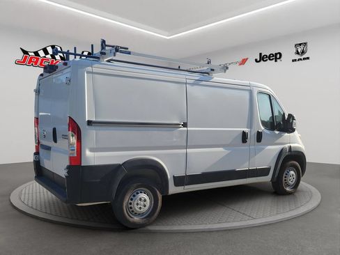 Used 2025 RAM ProMaster 2500 w/ Safety Group FWD image 6