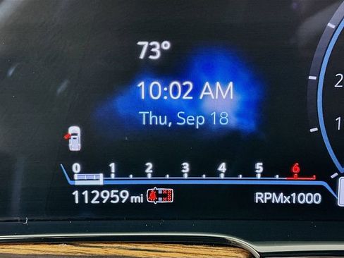 Used 2024 Cadillac Escalade ESV Luxury w/ LPO, Floor Liner Package image 13