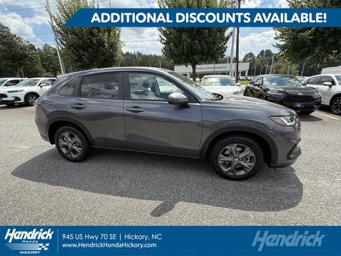 New 2026 Honda HR-V LX image 1