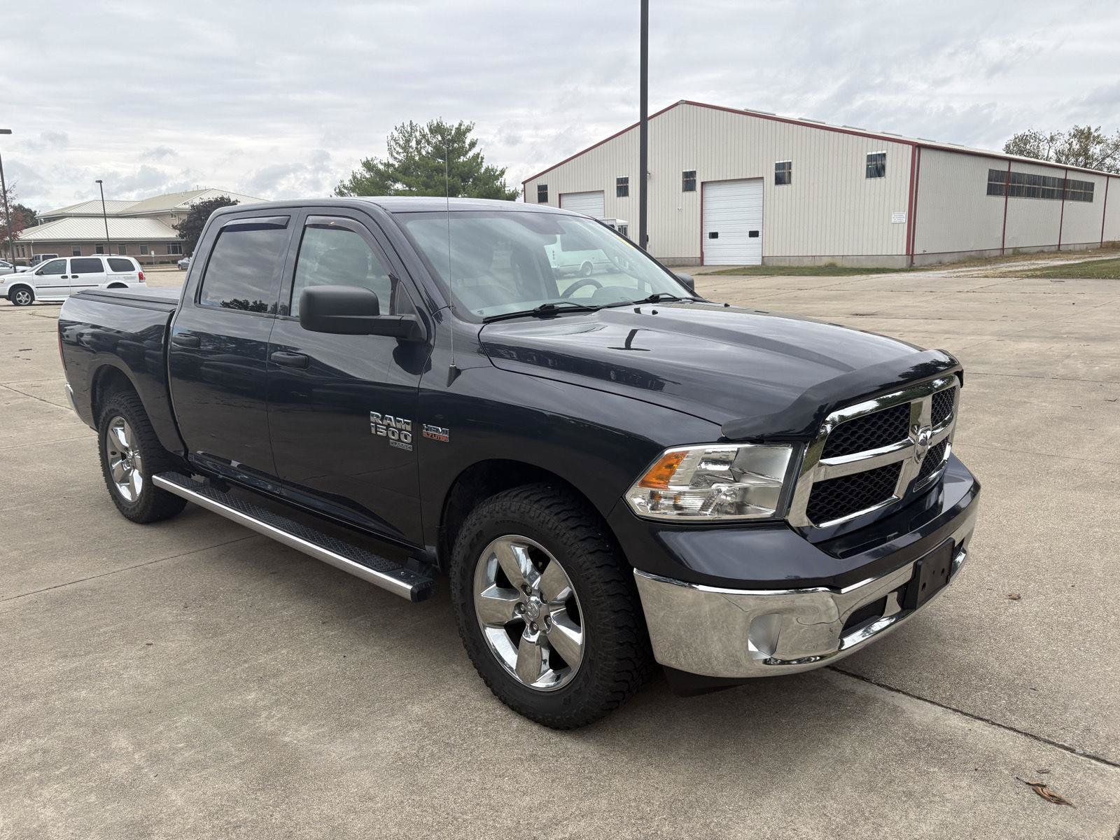Used 2019 RAM 1500 Tradesman w/ Tradesman SXT Package AWD/4WD image 2
