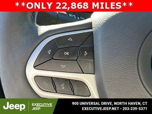 Used 2022 Jeep Cherokee Latitude w/ Sun & Sound Group image 12