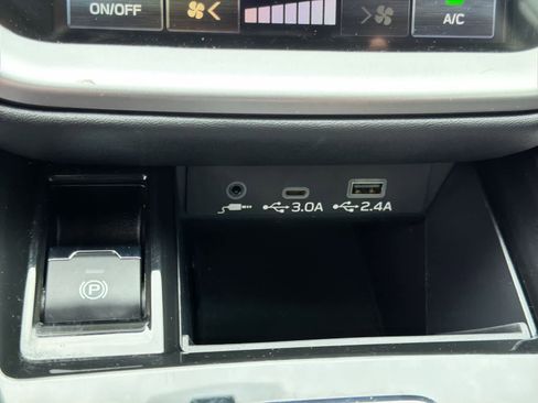 Certified 2024 Subaru Outback Premium AWD/4WD image 31