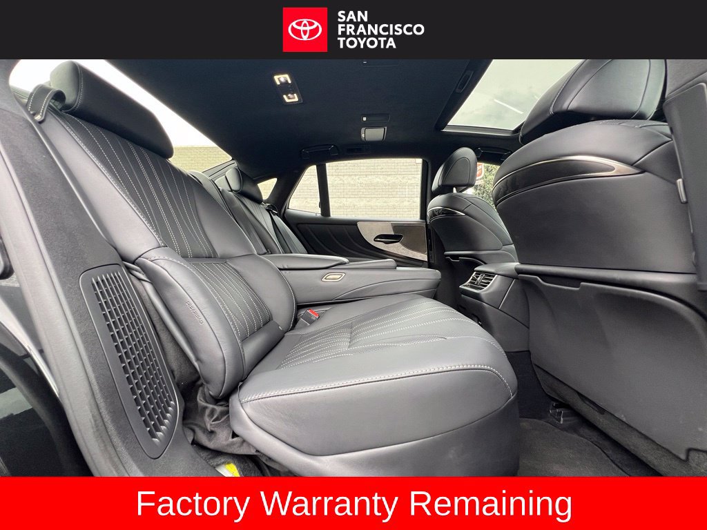 Used 2022 Lexus LS 500h AWD w/ Luxury Package image 19