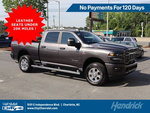 Used 2025 RAM 3500 Big Horn AWD/4WD image 1