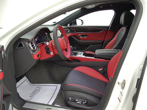 Certified 2023 Bentley Flying Spur S V8 image 34