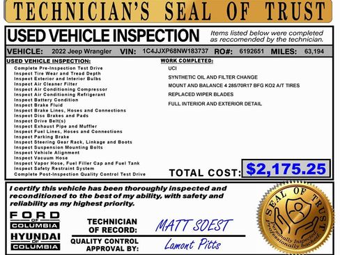 Used 2022 Jeep Wrangler Unlimited Sahara w/ Cold Weather Group image 2