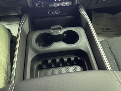 New 2026 RAM 2500 Big Horn AWD/4WD image 40