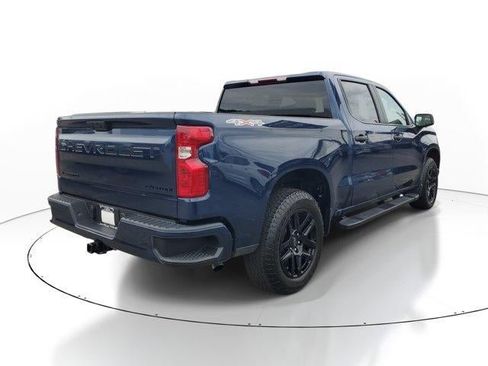 Used 2022 Chevrolet Silverado 1500 Custom w/ LPO, Dark Essentials Package AWD/4WD image 3