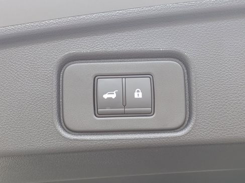 Certified 2026 Nissan Pathfinder Platinum w/ Cargo Package FWD image 14