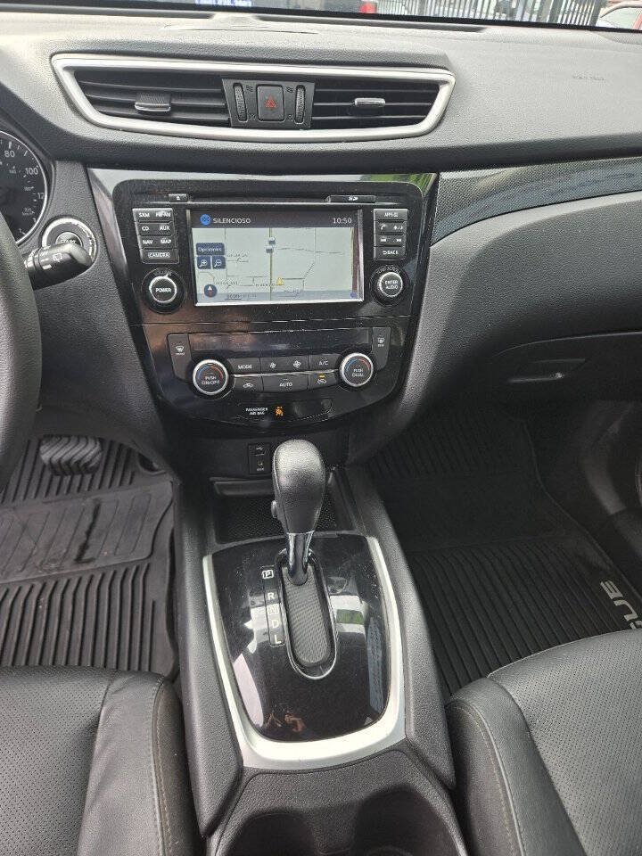 Used 2015 Nissan Rogue SL AWD/4WD image 9