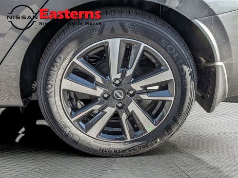 New 2025 Nissan Versa SV w/ Trunk Package image 9