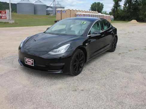 Used 2019 Tesla Model 3 Standard Range Plus RWD image 1