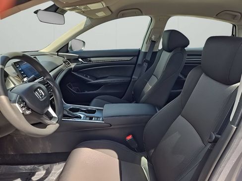 Used 2022 Honda Accord LX image 9