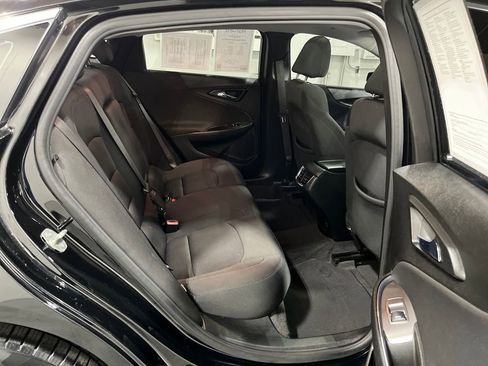 Used 2020 Chevrolet Malibu LT image 27