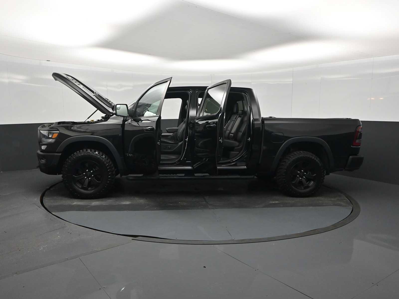 Used 2020 RAM 1500 Rebel w/ Rebel Level 2 Equipment Group AWD/4WD image 29