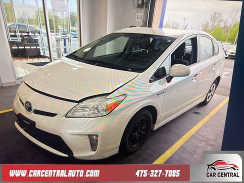 Used 2013 Toyota Prius Three FWD image 1