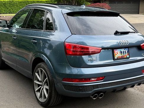 Used 2018 Audi Q3 2.0T Premium Plus w/ Premium Plus Package AWD/4WD image 9