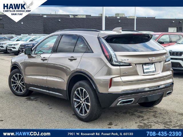 Used 2025 Cadillac XT4 Sport AWD/4WD image 7