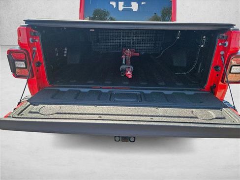 Used 2020 Jeep Gladiator Rubicon AWD/4WD image 6