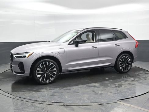 New 2026 Volvo XC60 T8 Ultra w/ Protection Package Premier image 6