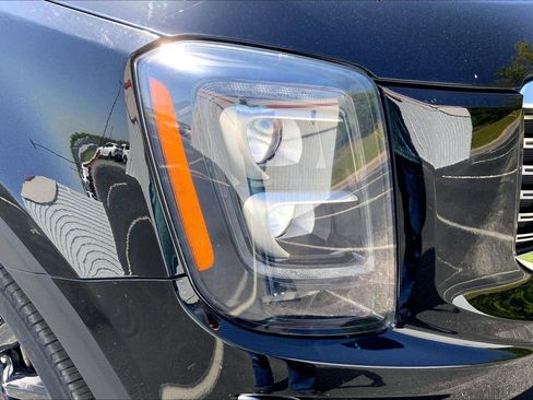 Used 2021 Kia Telluride SX w/ Towing Package image 27