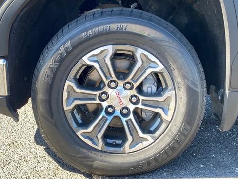 Certified 2024 GMC Sierra 1500 SLT AWD/4WD image 21