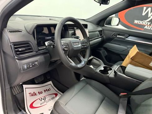 New 2026 GMC Terrain AT4 image 13