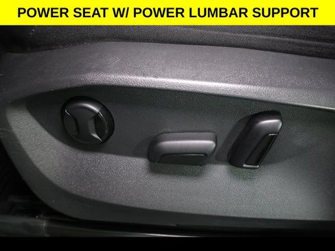 Used 2022 Volkswagen Tiguan SE AWD/4WD image 7