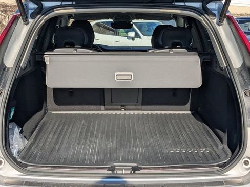 Certified 2023 Volvo XC60 B5 Plus w/ Protection Package Premier image 17