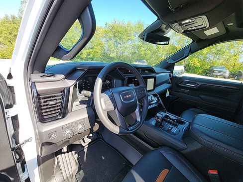 New 2026 GMC Sierra 1500 AT4 image 16