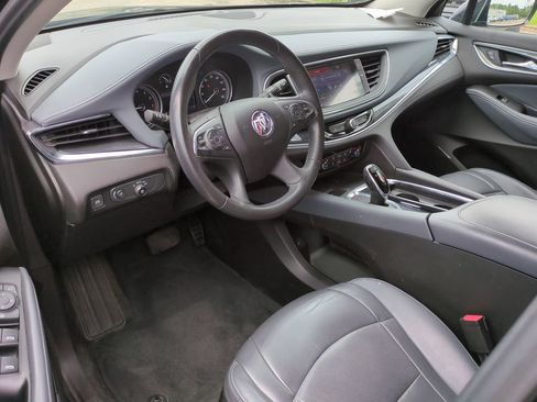Certified 2021 Buick Enclave Essence FWD image 2