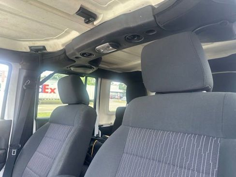 Used 2011 Jeep Wrangler Unlimited Sport AWD/4WD image 2