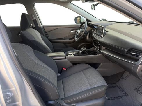 Used 2023 Nissan Rogue SV AWD/4WD image 12