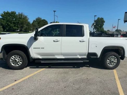 Used 2025 Chevrolet Silverado 2500 LT w/ Safety Package AWD/4WD image 5