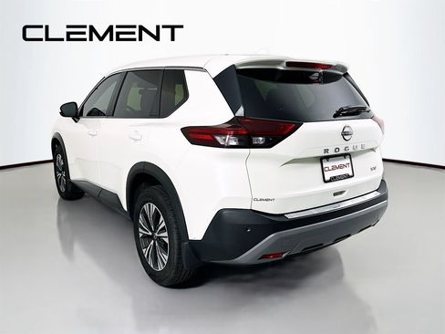 Used 2023 Nissan Rogue SV FWD image 10