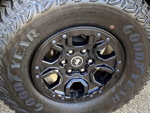 Used 2024 Ford Bronco Wildtrak AWD/4WD image 31