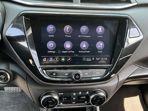 Used 2023 Chevrolet TrailBlazer RS w/ Sun and Liftgate Package FWD image 19