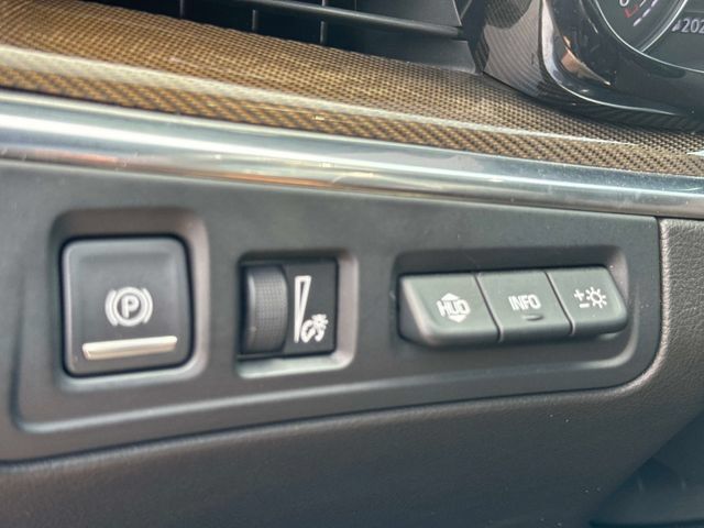 Certified 2022 Cadillac XT5 Sportv w/ Platinum Package AWD/4WD image 31