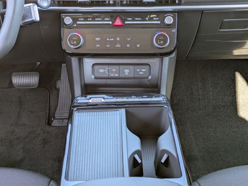 New 2026 Hyundai Tucson Blue SE image 19