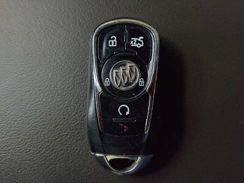 Used 2018 Buick LaCrosse Premium w/ Driver Confidence Package #2 FWD image 33