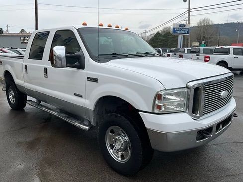 Used 2006 Ford F250 XLT image 3