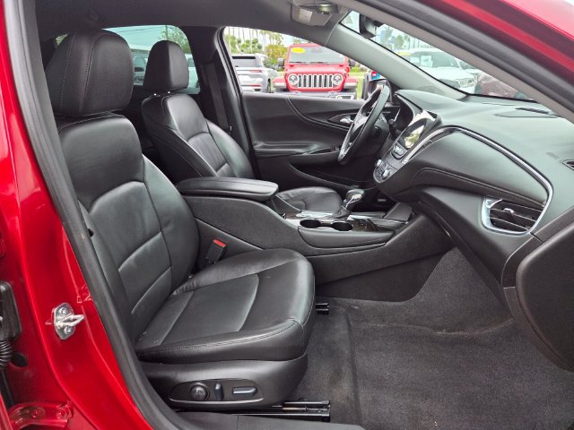Used 2023 Chevrolet Malibu LT w/ Driver Confidence Package FWD image 18