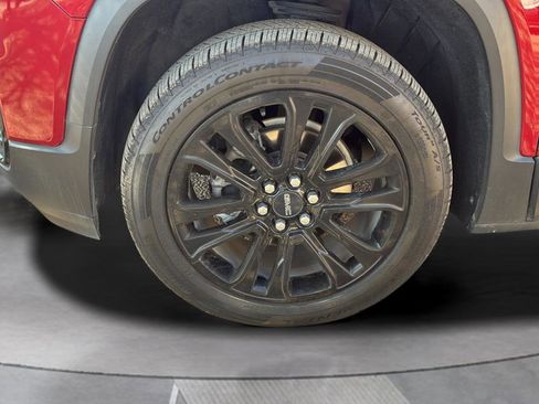 Used 2022 GMC Acadia SLE w/ Elevation Edition image 15