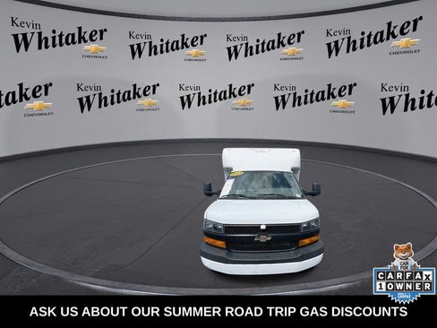 Used 2022 Chevrolet Express 3500 w/ Power Convenience Package RWD image 3